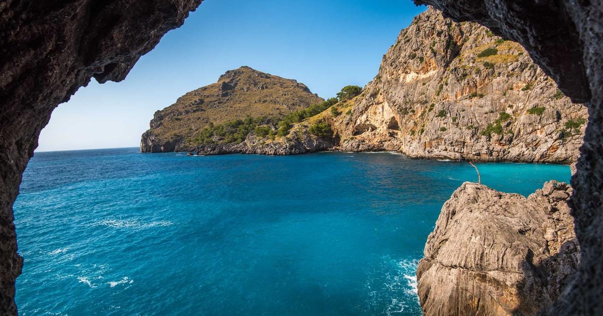 How to Save Money on Childcare Costs in the UK